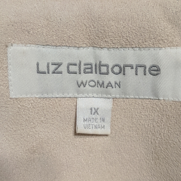 Liz Claiborne Woman Suade Like Winter Coat - Picture 9 of 10